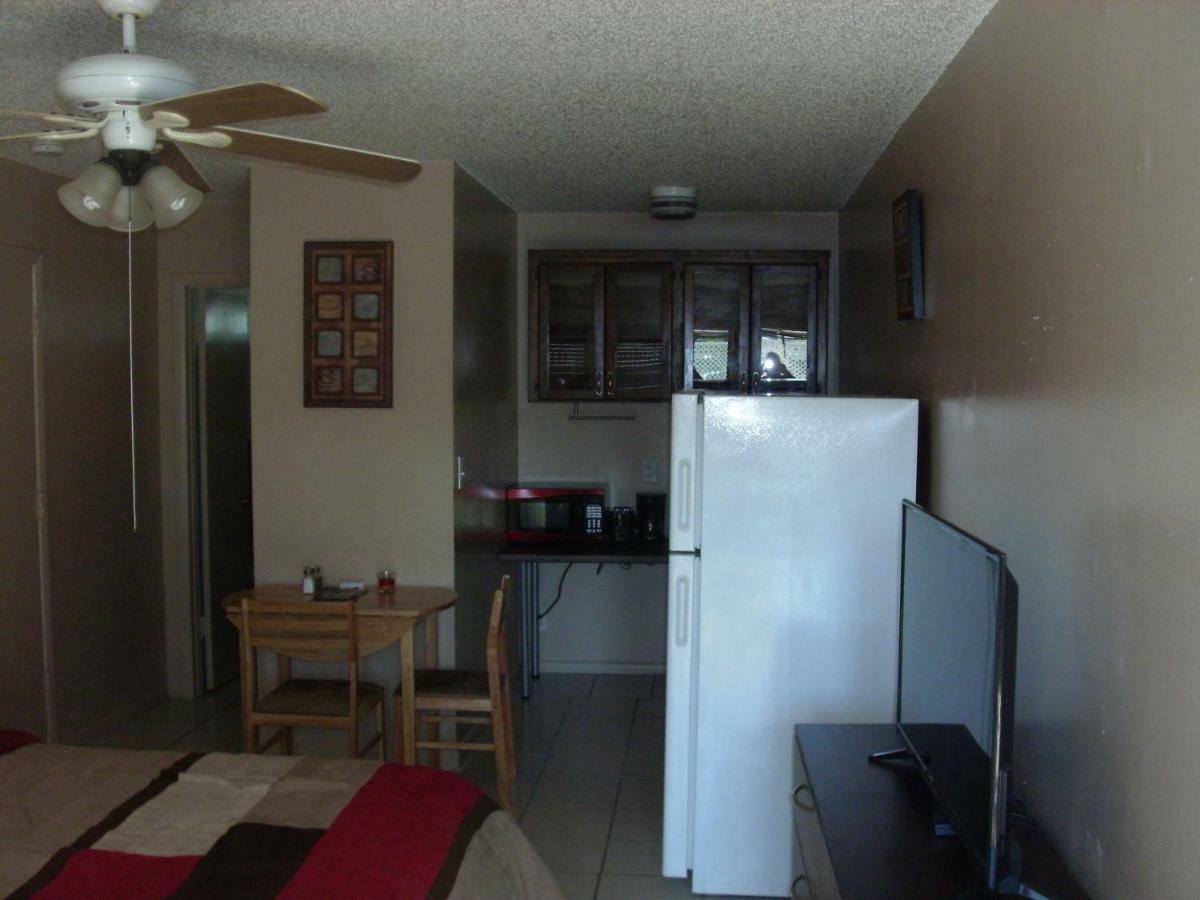 Apartmán Newly Furnished Large, Clean, Quiet Private Unit Fort Lauderdale Exteriér fotografie